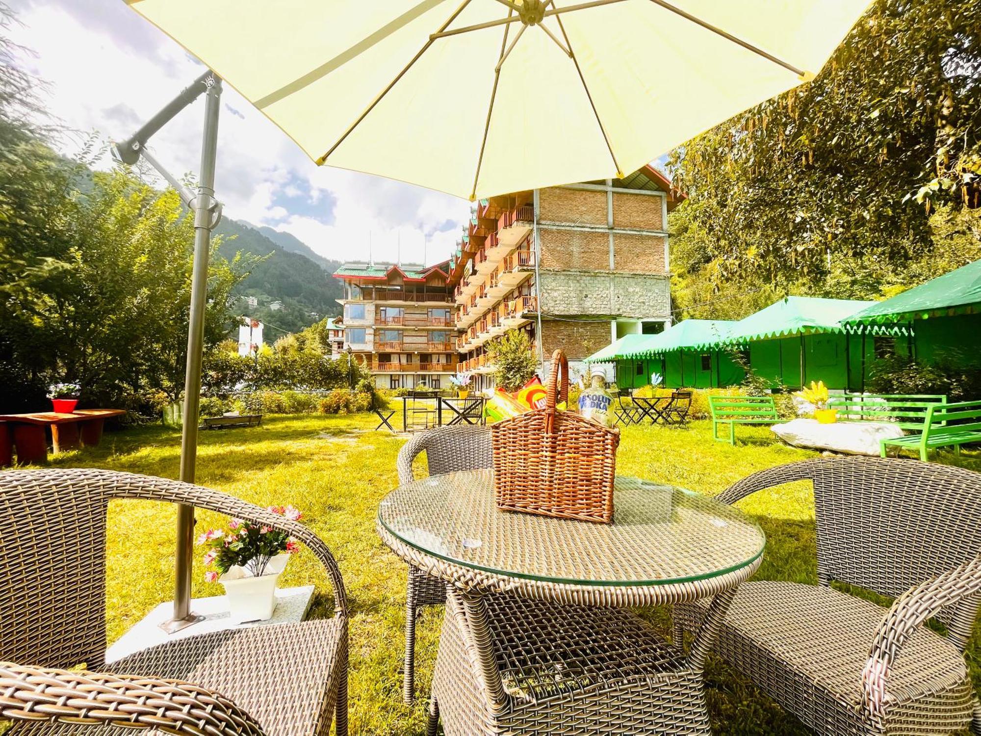 Hotel The Himalayan Vilo - A Riverside Resort, Manali (Himachal Pradesh)