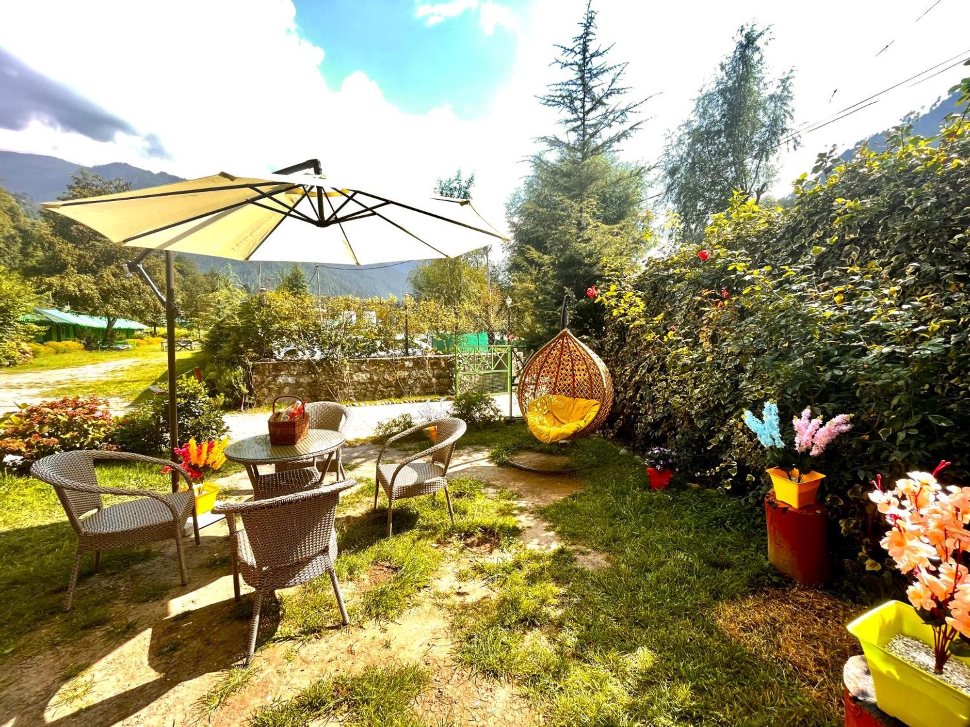 The Himalayan Vilo - A Riverside Resort, 3* Manali (Himachal Pradesh)
