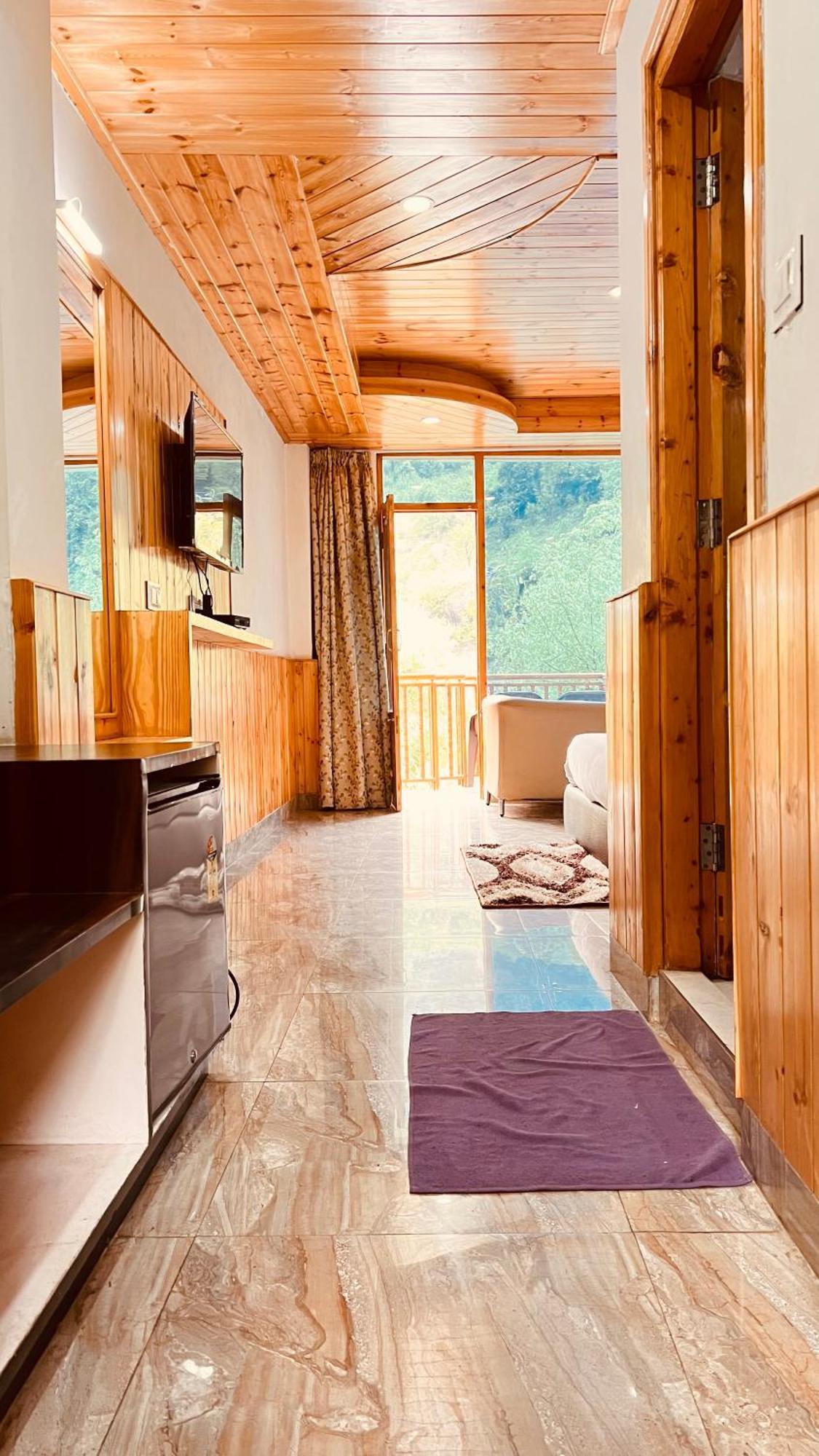 The Himalayan Vilo - A Riverside Resort, Hotel 3*